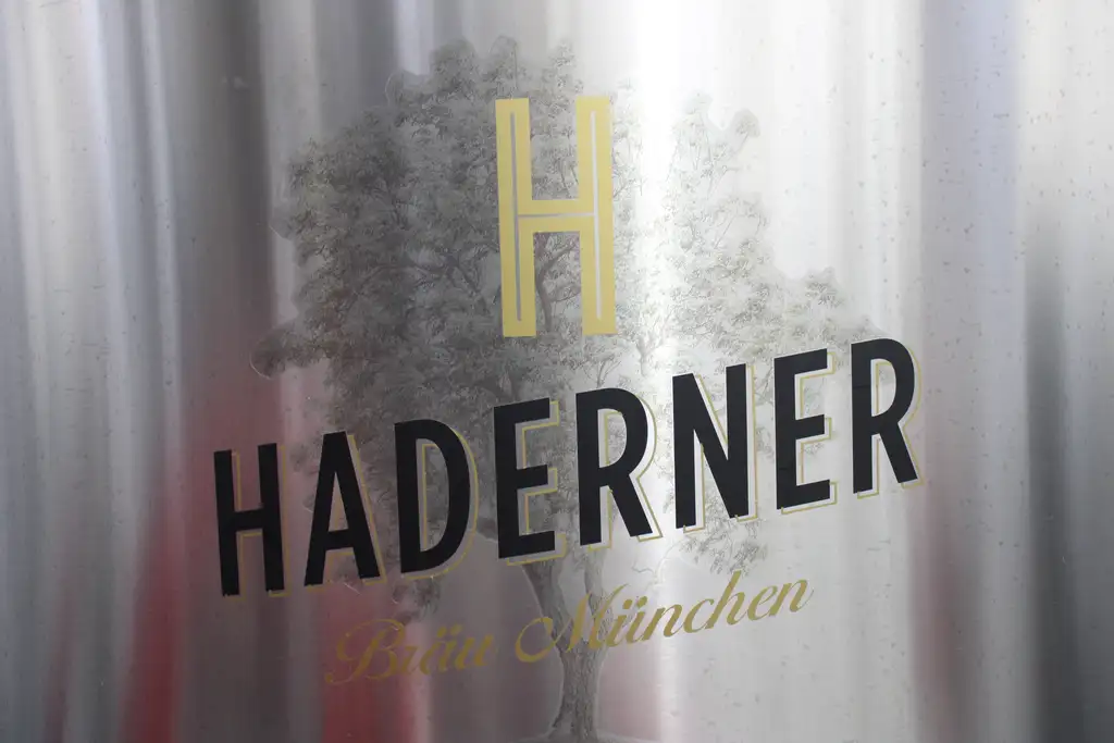 Du betrachtest gerade Haderner Bräu – Bio, Heimat und richtig gutes Bier